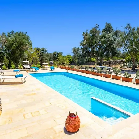 Tarsilla By וילה